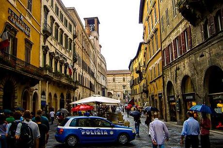 Il centro di Perugia in un giorno qualsiasi (foto Mister sparkle)