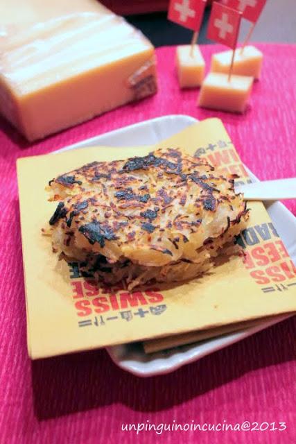 Sandwich di roesti di patate e pera con Gruyère per la Swiss Cheese Parade