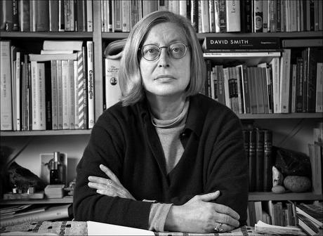 RUBRICA DEL MARTEDI':30 SETTIMANE DI LIBRI...LEGGERE PER...UN LIBRO TRA LE MANI http://poetarumsilva.files.wordpress.com/2013/07/5367373117_d24c7b3e07_z.jpg