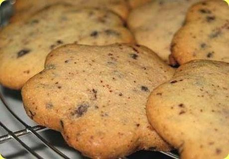 Biscotti al cioccolato con noci e sciroppo d’acero