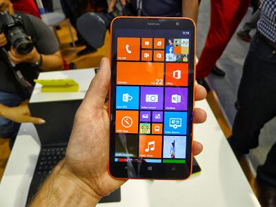 Nokia presenta il nuovo Nokia Lumia 1320 con display HD da 6 pollici