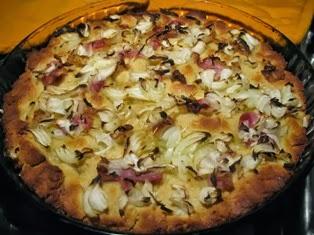 Focaccia alla farina di ceci e cipolle