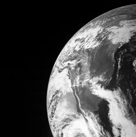 Earth-Juno spacecraft