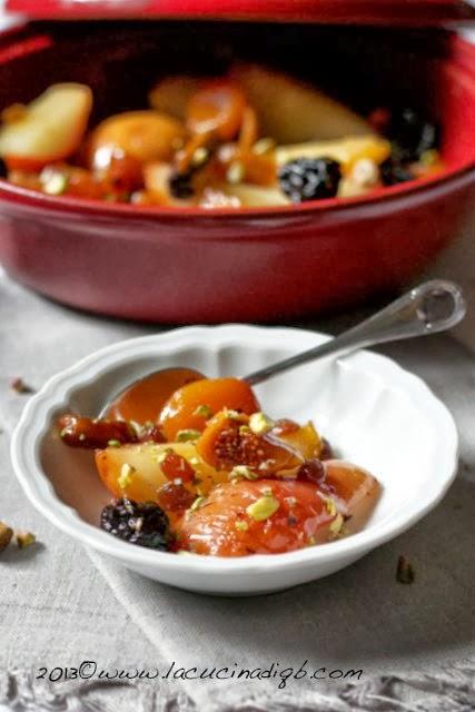 Tajine con pere caramellate al miele, frutta secca e cioccolato allo zenzero, perché io faccio la #spesagiusta!