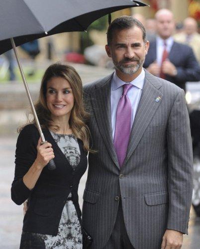 Felipe e Letizia a Oviedo per i Premi Principe de Asturias, nel decennale della loro prima foto insieme