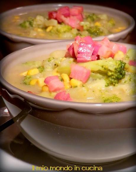 ZUPPA di BROCCOLI, patate e MAIS con pane di mais