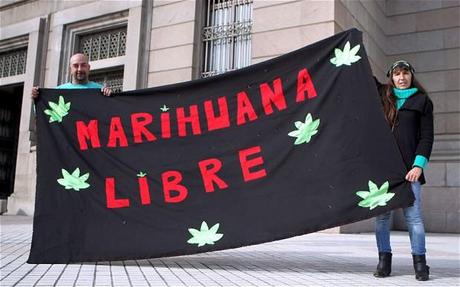 marijuana legale uruguay MARIJUANA LEGALE IN URUGUAY, CONTRO IL NARCOTRAFFICO