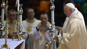 Papa Francesco ha parlato del tema della famiglia e dell'importanza della confessione come atto di fede e non come seduta di psichiatria.