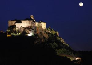 Al Castello dei Bardi con il fantasma Morello