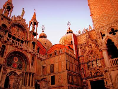 L'ora del tramonto a Venezia.