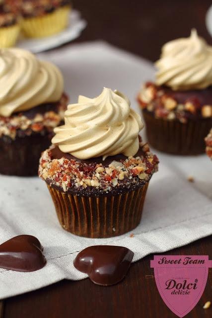 Tortine al cioccolato con crema al mascarpone e caffè