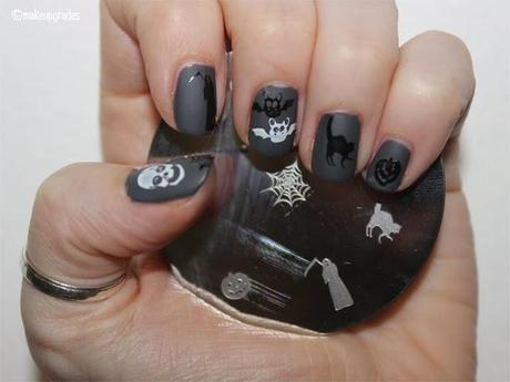 Nail Stamping MoYou // Halloween Tutorial