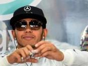 India, Mercedes prima seconda fila