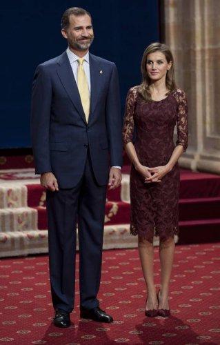 Gli outfits di Letizia Ortiz ai Premi Principe delle Asturie, fedeli a Felipe Varela