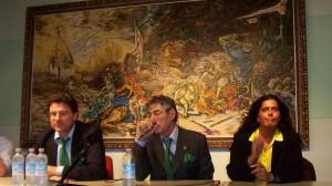 Umberto Bossi ha annunciato la sua ricandidatura alla segreteria federale della Lega Nord.