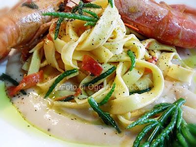 Tagliatelle al Kamut con Salicornia, Scampi, Gamberi Rossi e Cannellini