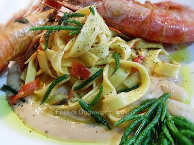 Tagliatelle al Kamut con Salicornia, Scampi, Gamberi Rossi e Cannellini