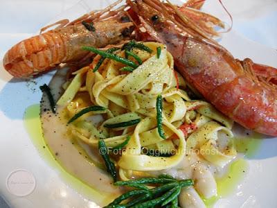 Tagliatelle al Kamut con Salicornia, Scampi, Gamberi Rossi e Cannellini