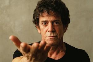 Muore il grande Lou Reed: cantava “Hey honey, take a walk on the wild side”
