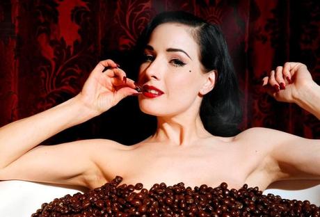 Beautiful-Dita-Von-Teese-11