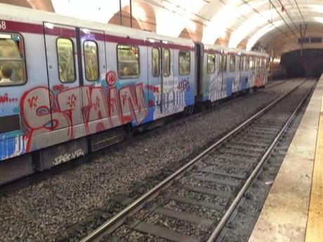 STAIN / STEIN, l'amichetto del cuore di BOSI. Lo riconoscete? Altra mega inchiesta sui graffitari-vandali romani