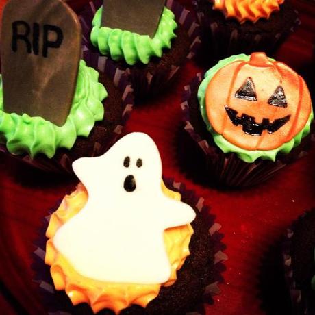 halloween cupcakes