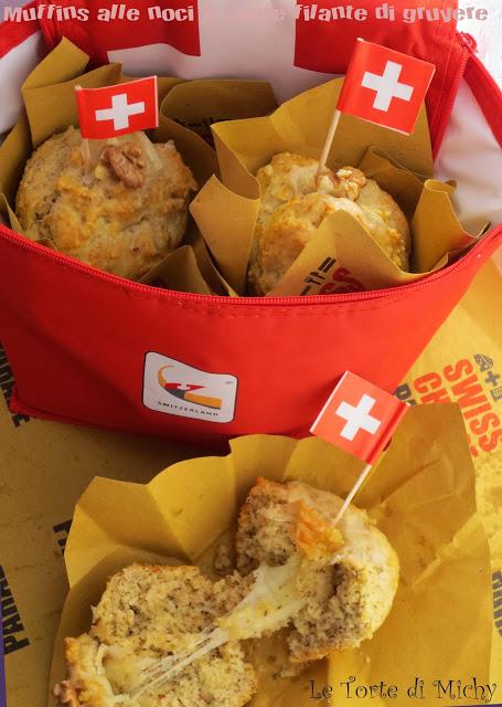 Swiss Cheese Parade: Muffins alle Noci e cuore filante di Gruyère (Walnut and Gruyère Muffins)