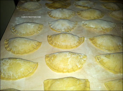 Ravioli alla Zucca e Noci con salsa al Taleggio