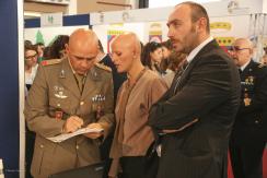 Bari/ Reportage Fotografico. Stand della Difesa al Salone dello Studente