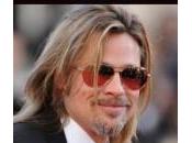 Brad Pitt “puzza come cane”. Angelina Jolie disperata