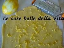 Girelle profumate al limone e cioccolato