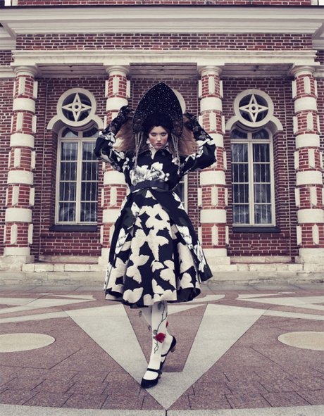 The Anastasia Of Winter Lindsey Wixson By Emma Summerton For Vogue Japan December.10