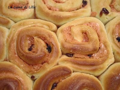 Halloween: Torta di rose arancioni per Halloween