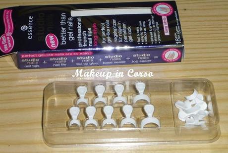 French Manicure con i prodotti Studio Nails di Essence