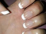 French Manicure prodotti Studio Nails Essence