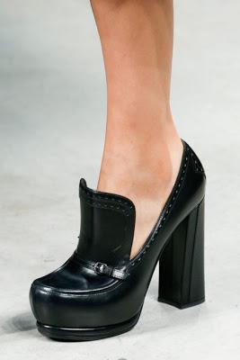 Il feticismo degli stilisti non conosce confini.