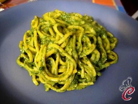 Tagliolini di zucca in crema di spinaci, pinoli e semi di zucca: la tradizione si fa innovazione