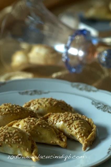 #dolcementepisa si trasferisce in laguna, con i tipici ravioli dolci del Ghetto veneziano, farciti di zucca, caffè e cardamomo