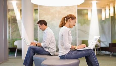 Li-Fi: dimenticate il Wi-Fi, ora internet viaggia tra i led