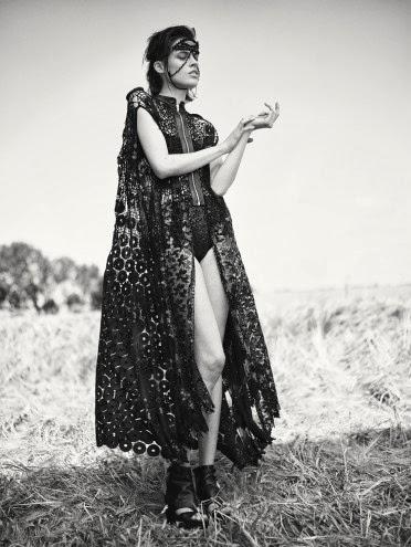 ART AND FASHION:FASHION IS ART!!