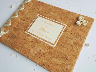 Album di nozze country chic realizzato interamente con pregiatissimo sughero..ideale anche come guestbook