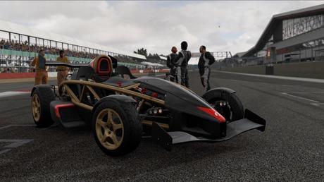 Forza Motorsport 5 - Gameplay sul circuito di Silverstone