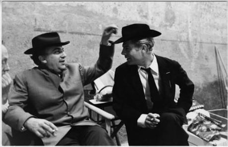 Fellini con Mastroianni sul set di Otto e mezzo