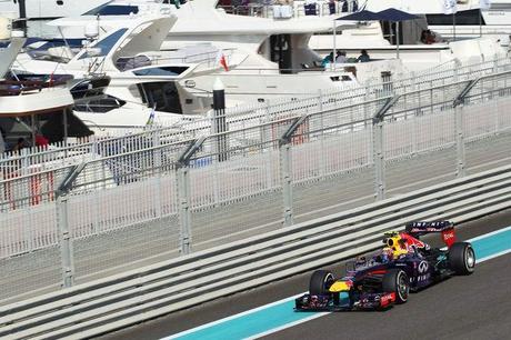 Mark-Webber_PL_GP_Abu_Dhabi_2013 (2)