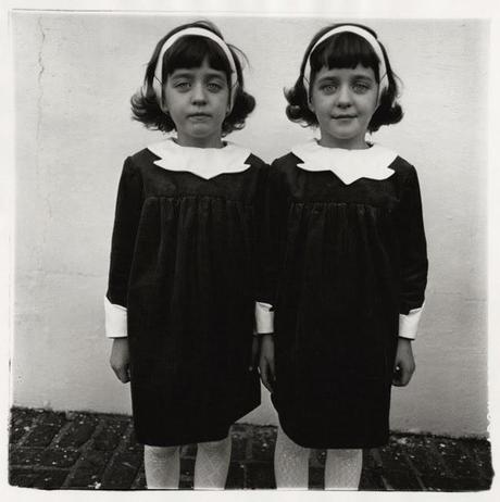 GRANDI FOTOGRAFI | Diane Arbus, la bellezza del diverso