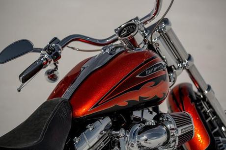 Harley-Davidson FXSBE CVO Breakout 2014