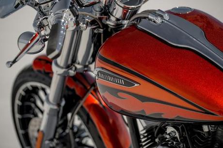 Harley-Davidson FXSBE CVO Breakout 2014