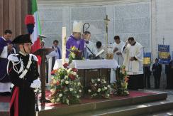 Il Capo di Stato Maggiore della Difesa alla commemorazione dei Caduti presso il cimitero monumentale del Verano.