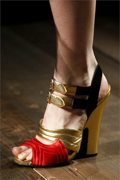 Autunno/Inverno 2013-14: il sandalo più glamour lo firma Miuccia Prada