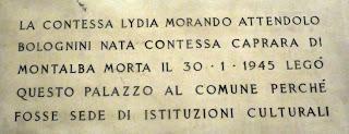 Palazzo Morando: maschere di ieri, abiti di oggi